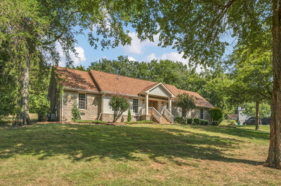 7010 Ellendale Dr