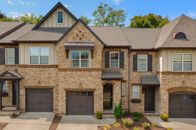 431 Waterbrook Dr