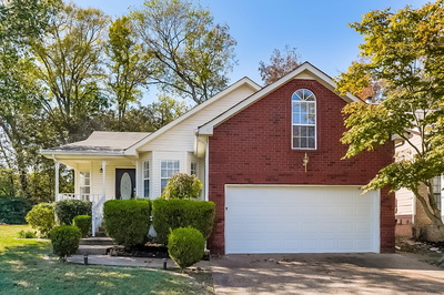 4068 Calumet Dr
