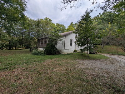 1551 Springfield Hwy