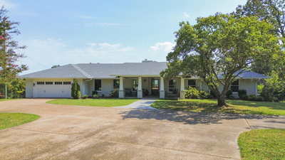 8733 Haselton Rd