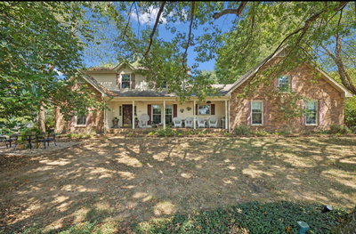 129 W Ridge Dr