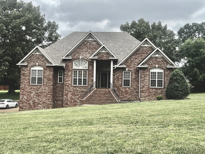 102 Spring View Dr