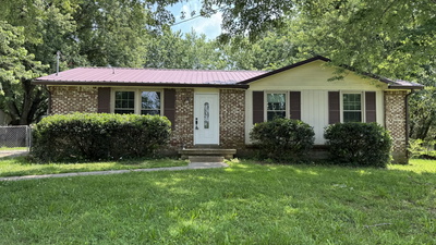 512 Yvonne Dr