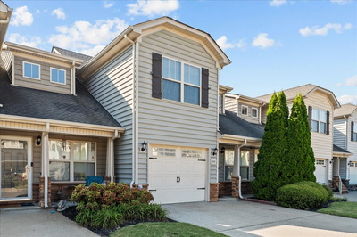 905 Thunder Gulch Way