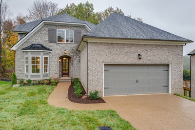 10 Elissa Place