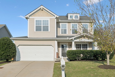 5490 Escalade Dr