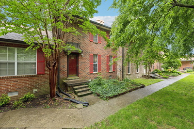 377 Huntington Ridge Dr