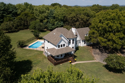 1210 Windsor Dr
