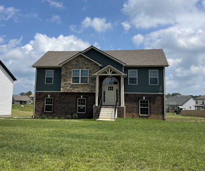 298 Cardinal Creek