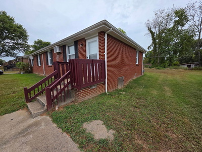 108 Tandy Dr