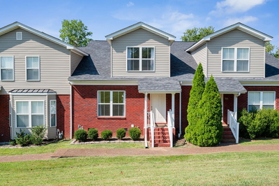 702 Vineland Ct