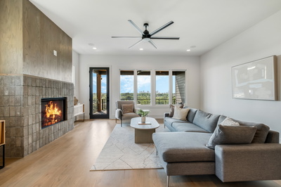 2118 Cliff Dr