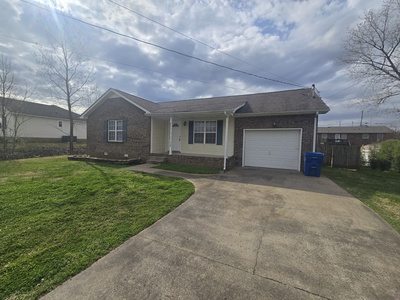 1008 MONICA DR