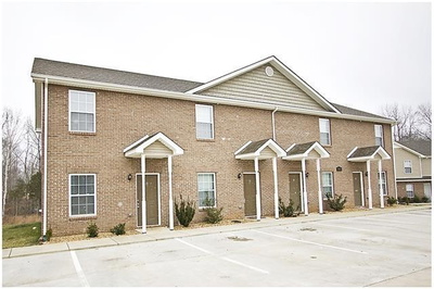 693 Oliver Loop
