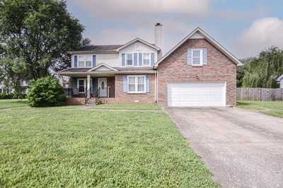 912 Tudor Lane