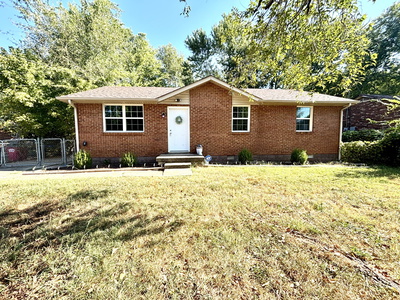 623 Lafayette Rd