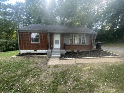 3133 Cloverwood Dr