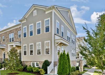 353 Kara Ln