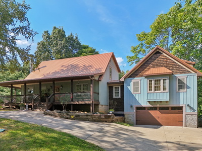 140 Crawford Hill Rd