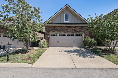 304 Thesing Ct