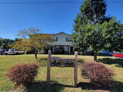 314 Woodcrest Dr