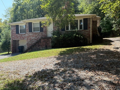 223B Blackman Rd