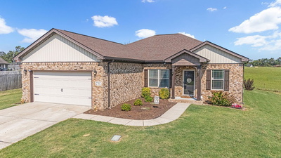2702 Rushmore Dr