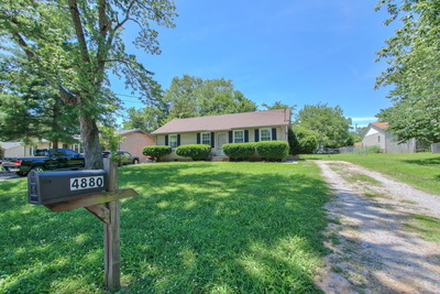 4880 Big Horn Dr