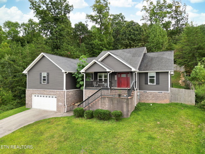 3920 Hillside Terrace Lane