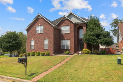 3613 Bentfield Dr