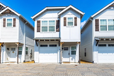 300 Stewarts Ferry Pike