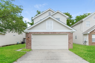 1014 Valley Dr