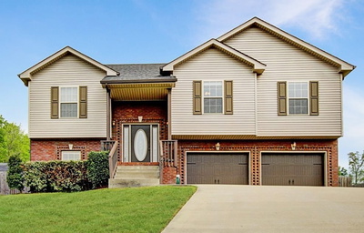493 Comanche Ct