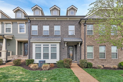 Exterior view of 811 Silkwood Dr in Nashville, TN