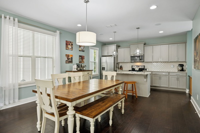 740 Cottage Park Dr