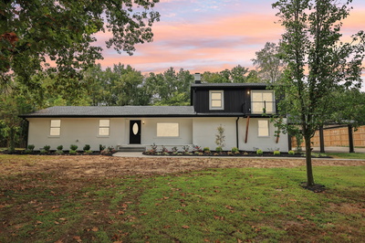 740 Lakeview Cir