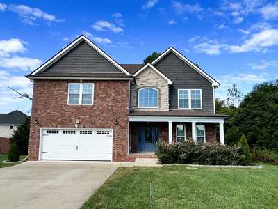 2104 Quarterpath Dr