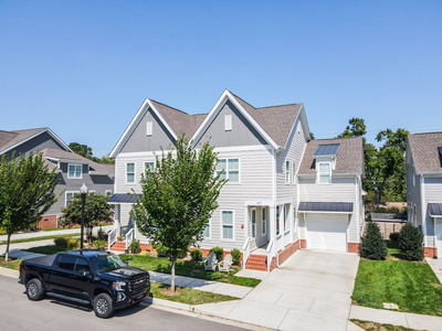 437 Herringbone Ct