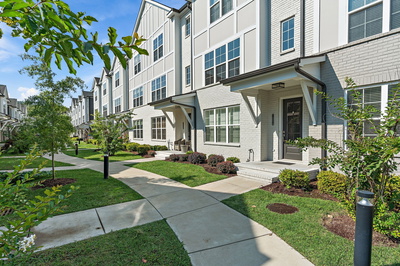 7004 Westside Cir