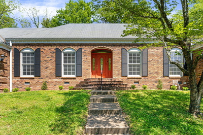 809 Foxwood Rd