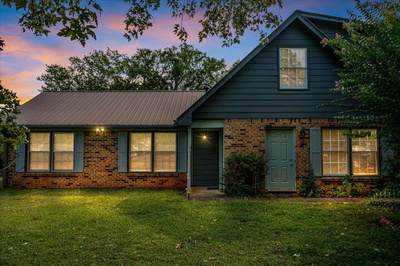 738 E Northfield Blvd