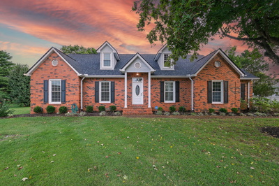 Exterior view of 1919 Chartwell Ct in Murfreesboro, TN