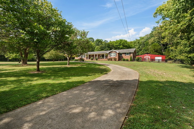 467 Dry Creek Rd