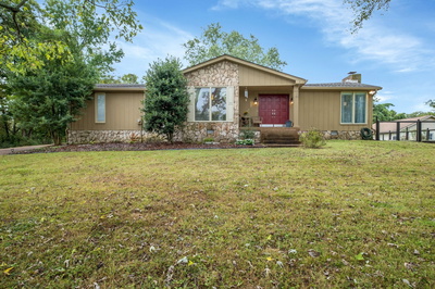 622 Oakwood Ter