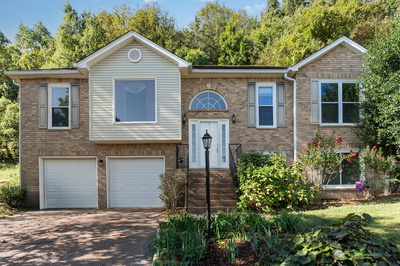 609 Glenridge Close