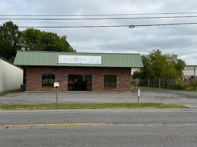 805 N Broadway