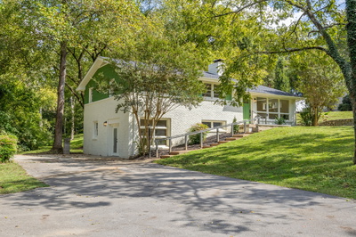 740 Currey Rd