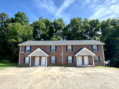 513 Peachers Ridge #B