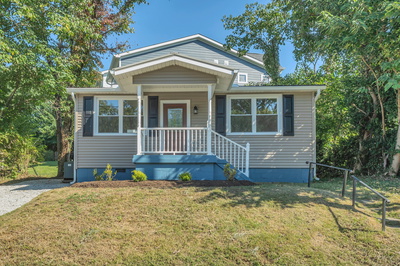 204 Commerce St